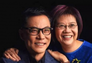 李國慶微博隔空喊話兒子，被俞渝指使起訴父母？